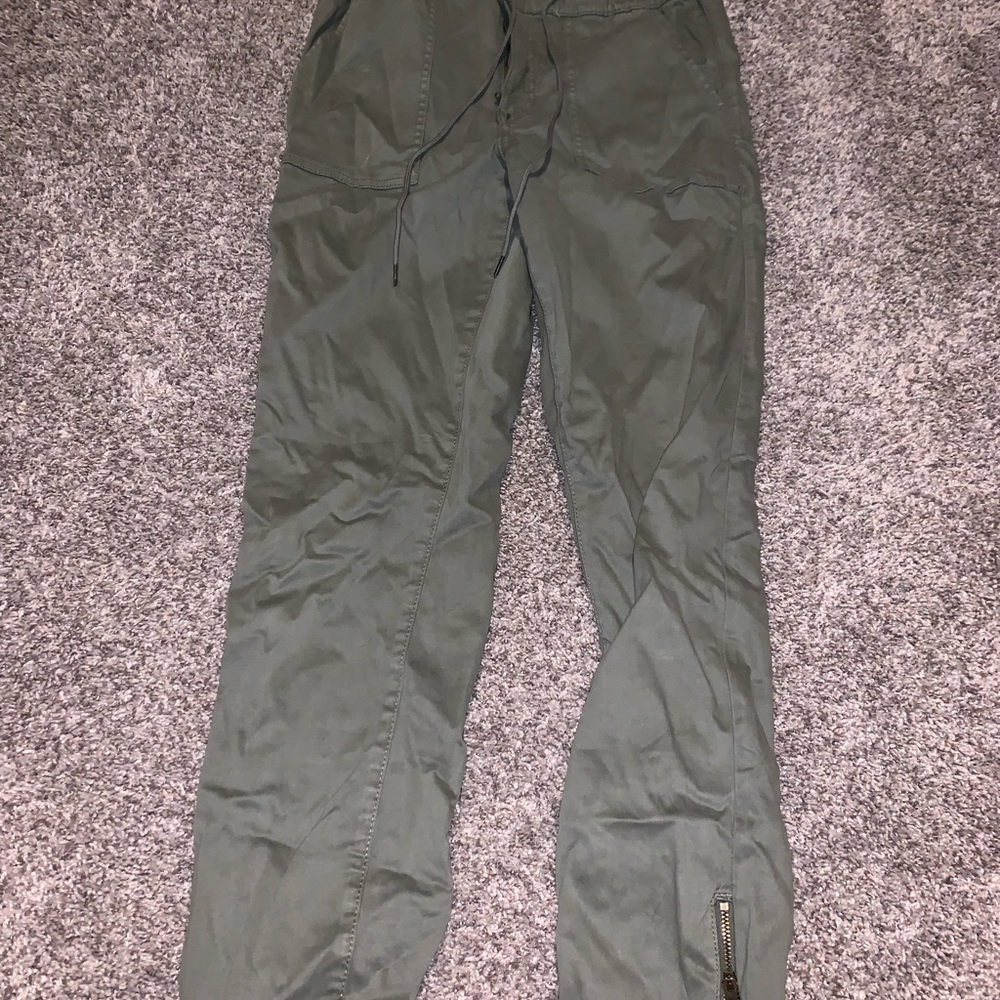 American Eagle Joggers